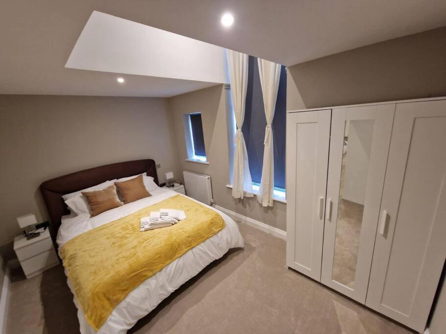 Stunning Newbuilt 3 Bed House Sleeps 9 Villa Edmonton Exteriör bild