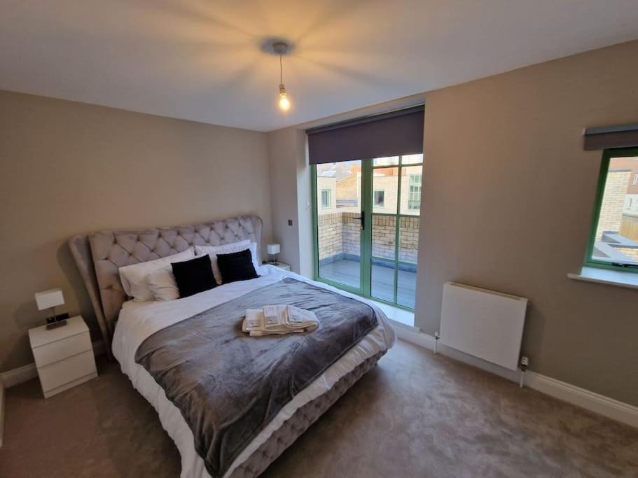 Stunning Newbuilt 3 Bed House Sleeps 9 Villa Edmonton Exteriör bild